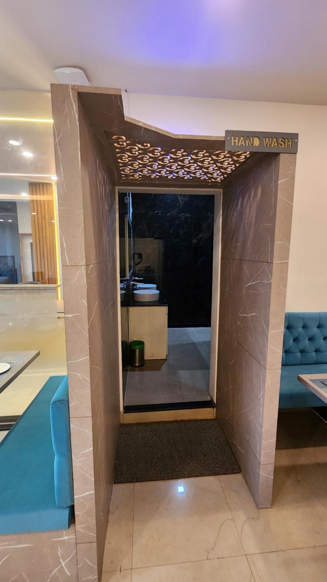 Hotel Janas Tirupati Exterior photo