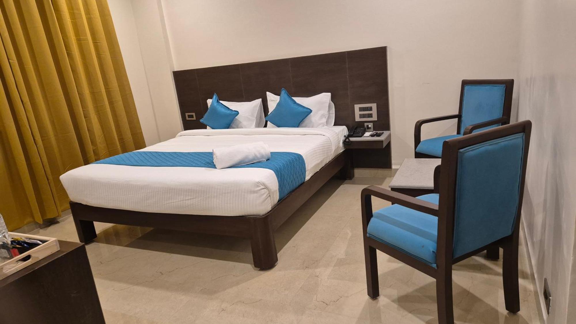 Hotel Janas Tirupati Exterior photo