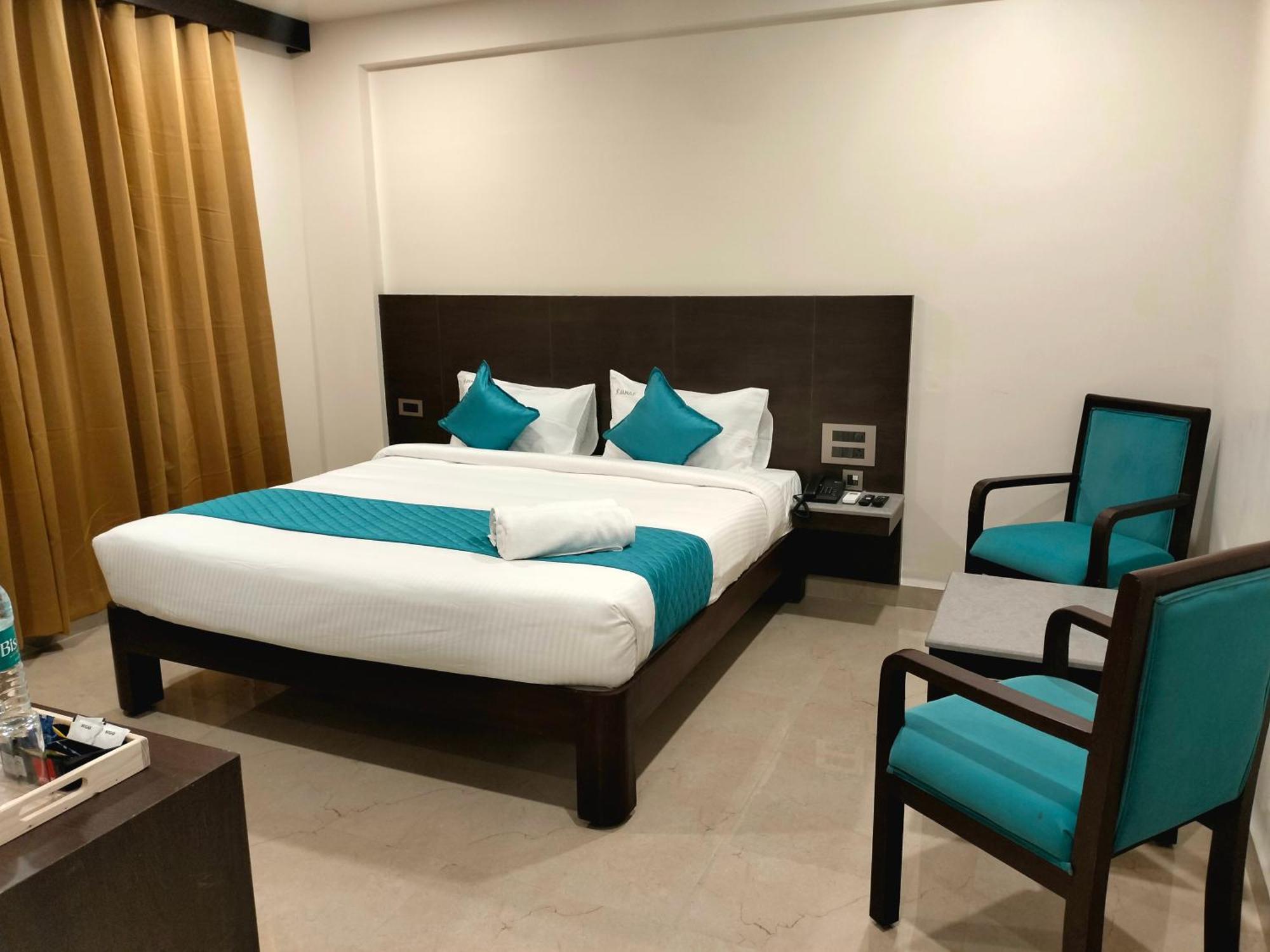 Hotel Janas Tirupati Exterior photo